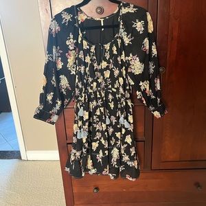 Free People xs adorable patterned mini dress